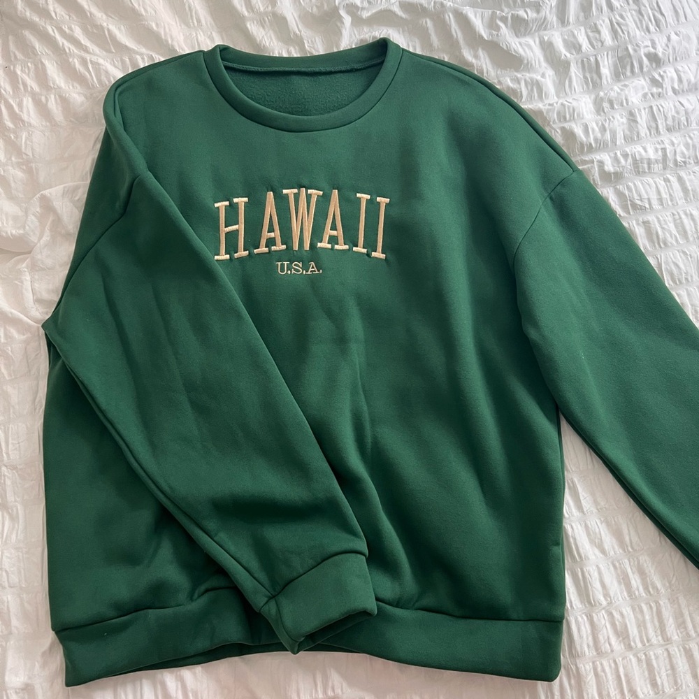 Never worn Hawaii crew neck (large)
